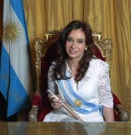 577px-Cristina_Fern%C3%A1ndez_de_Kirchner_-_Foto_Oficial_2.jpg